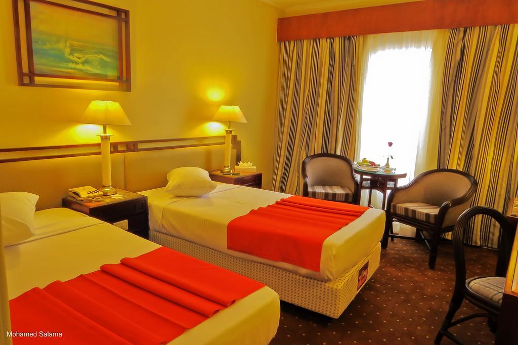 Resta Port Said Hotel Bagian luar foto