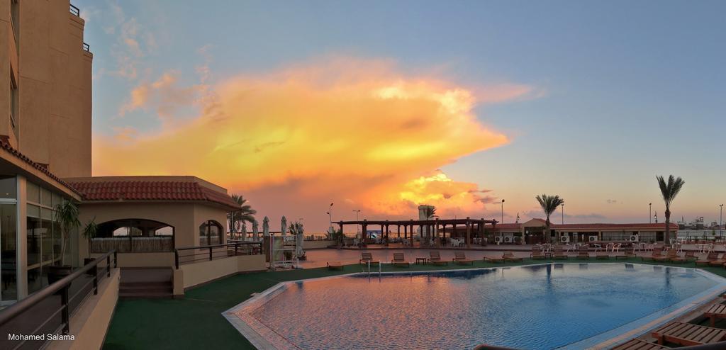 Resta Port Said Hotel Bagian luar foto